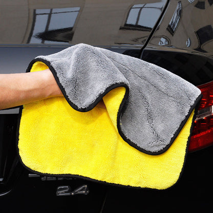 Pro-Series Microfiber Detailing Towel | Ultra-Plush & Scratch-Free