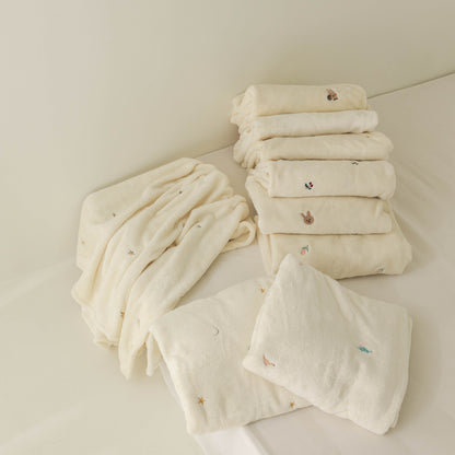 ✨ Ultra-Soft Bear Print Baby Blanket - Premium Cotton Coral Fleece