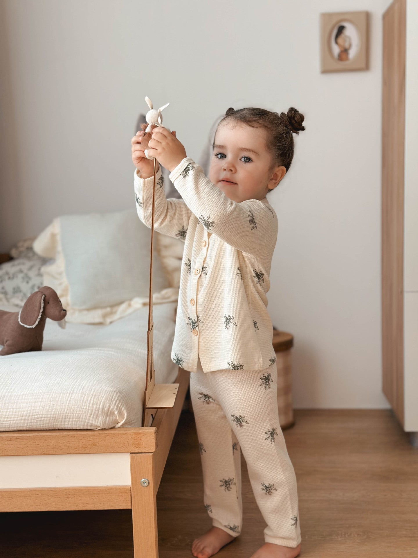 Baby Waffle Knit Lounge Set – Breathable 2-Piece Pajamas for Boys & Girls